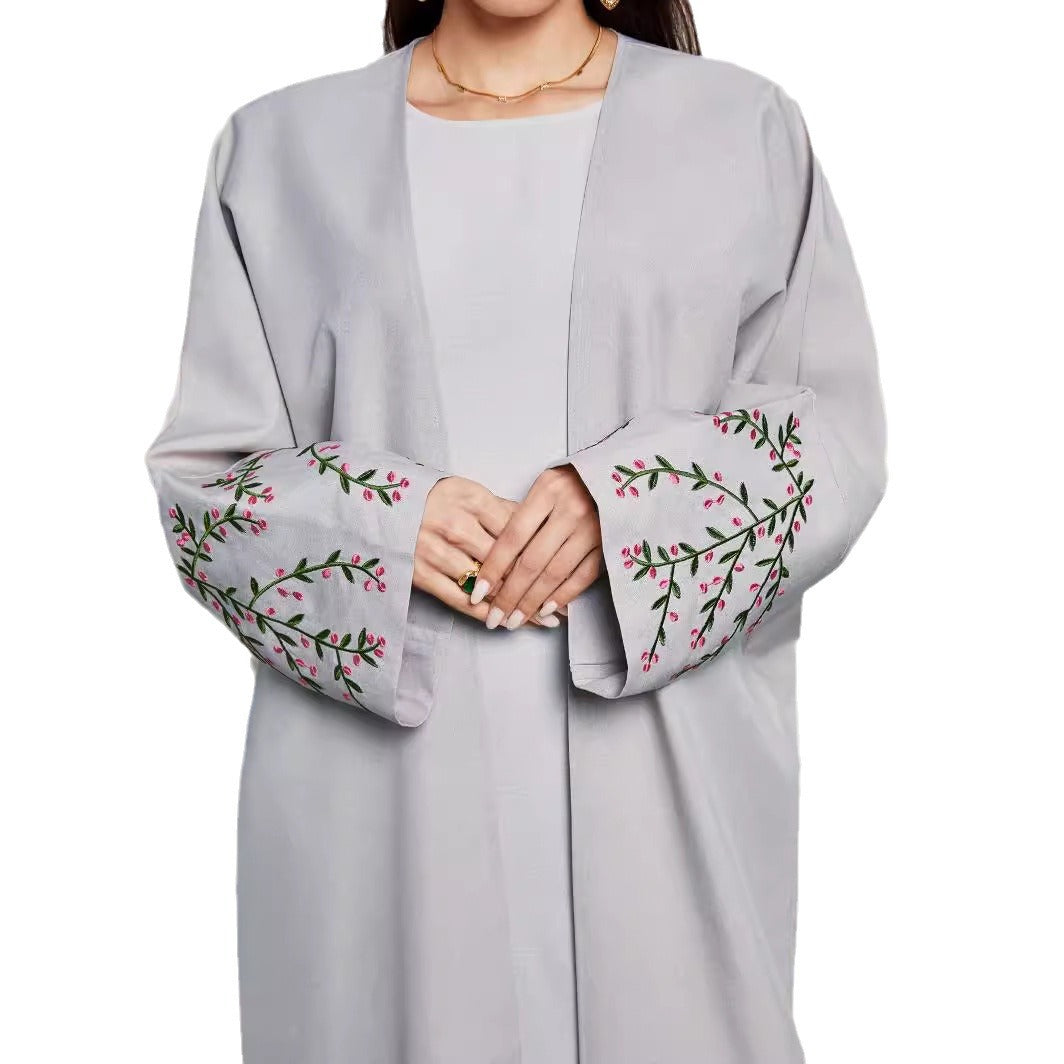 2025 New Muslim Embroidered Middle Eastern Clothing Fashionable And Elegant Cardigan Embroidered Dress Robe In Stock