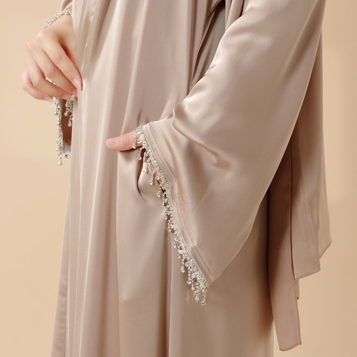 Satin Abaya With Matching Belt Made Of Diamond Tassel (MOA010)